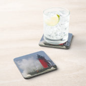 Mensen op een steegje zien grote golven in 2 drankjes onderzetter (Rechterzijde)