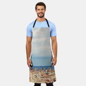 Mensen op het strand op bruin zand schort (Gedragen)