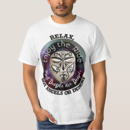 Mensen zijn gewoon mensen met een vreemd masker t-shirt