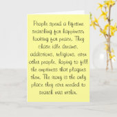 Mensen zijn hun hele leven op zoek naar geluk... kaart (Gele Bloem)