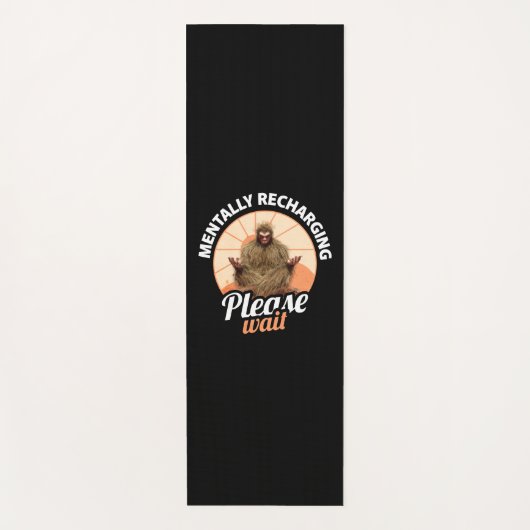 Mentaal opladen, wacht alsjeblieft grappig Bigfoot Yogamat (Voorkant)