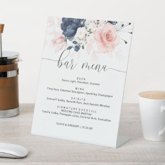Menu Navy Blue en Blush Pink Floral Wedding Bar Reclamebord Met Voetstuk