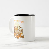 Meow-loween - Schattige Halloween Kattenkostuum On Tweekleurige Koffiemok (Voorkant links)