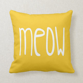 Meow Pillow op gele en grijze achtergrond Kussen
