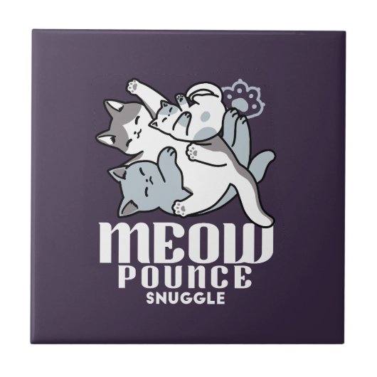 Meow Pounce Snuggle – Schattigee slapende katten Tegeltje (Voorkant)