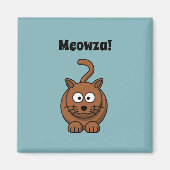 Meowza! Grappig Bruin Kitty Cat Cartoon Design Magneet (Voorkant)