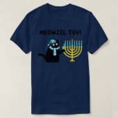 Meowzel Tov Gift Black Cat Mazel Tov Menorah Funny T-shirt (Design voorkant)