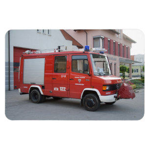 Mercedes Benz 711D Rosenbauer Magneet