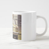 Mercedes-Benz is een Duits automerk Grote Koffiekop (Rechts)