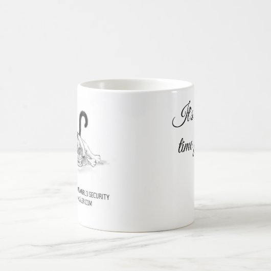 Meredith Mok (Center)