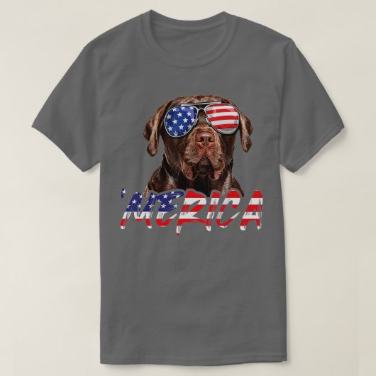 Merica Chocolate Labrador 4 juli Amerikaanse Fla T-shirt (Design voorkant)