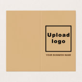 Merk en product op lichtbruin gevouwen visitekaartje (Buitenkant ongevouwen)