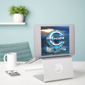 Merk sticker op maat gesneden vinyl sticker (Laptop op bureau)