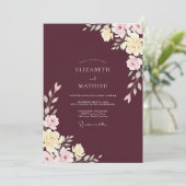 Merlot Blush Ranunculus Eucalyptus Bruiloft Kaart (Staand voorkant)