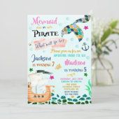 Mermaid and Pirate verjaardagsuitnodiging Boy Girl Kaart (Staand voorkant)