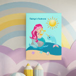 Mermaid Girl Cute Custom Beach House Kinder Bedroo Imitatie Canvas Print<br><div class="desc">Aangepaste mermaid faux canvas afdruk,  aangepast aan een klein meisje. Pas dit kinderkamerdecor aan voor een kind met haar naam in prachtige oceaanblauw op een  blauwgroen hemel. De roze harige zeemeermin speelt een harp naast een narwhal en gele zon op dit strandgeschenk.</div>