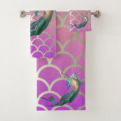 Mermaid on Ombre Mermaid Tail Scales Bad Handdoek (Insitu)