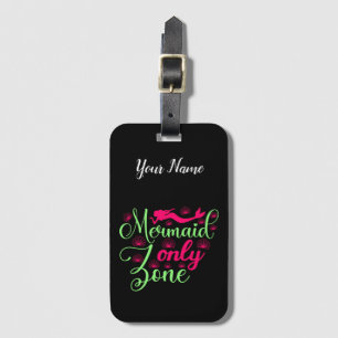 Mermaid only Zone in Hot Pink en Neon Green Bagagelabel