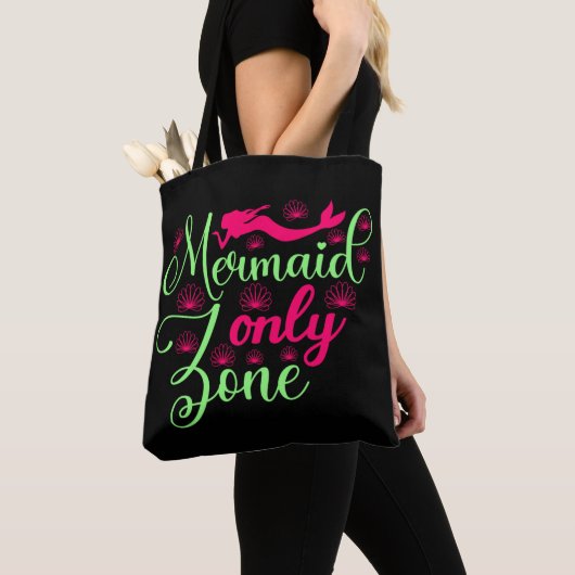 Mermaid only Zone in Hot Pink en Neon Green Tote Bag (Dichtbij)