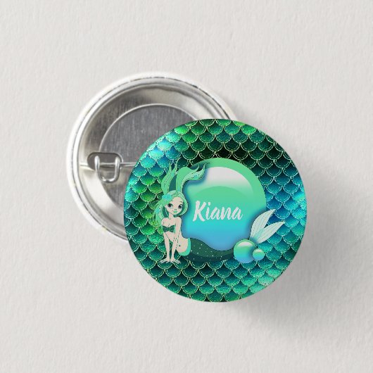 Mermaid Pearls en Scales Monogram Green ID600 Ronde Button 3,2 Cm (Voorkant /achterkant)