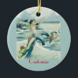 Mermaid Riding Zee Serpent Thunder_Cove Keramisch Ornament<br><div class="desc">Mermaid Riding Zee Serpent,  om te personaliseren door in jouw naam op om het even welke achtergrondkleur te veranderen</div>