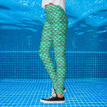 Mermaid Scales Turquoise Green patroon Leggings<br><div class="desc">Het herhalen schalen in groen turquoise,  ook beschikbaar in roze en paars. Draag alleen maar voor de lol of maakt een geweldig zeemeerminnend kostuum.</div>