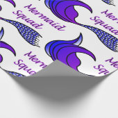Mermaid Squad met paarse zeemeerstaart Cadeaupapier (Hoek)