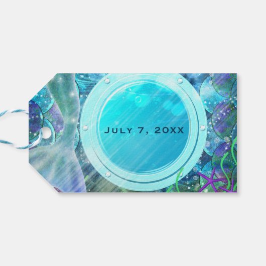 Mermaid Tail Magic onder de Birthday-Zee Cadeaulabel (Achterkant Horizontaal)