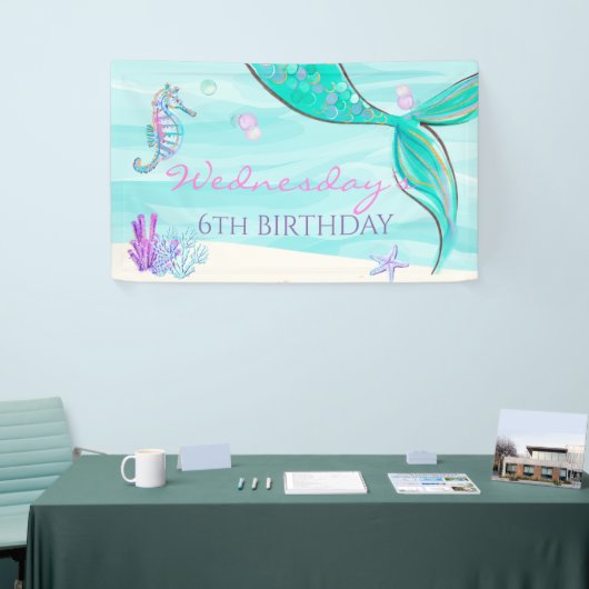 Mermaid Tail onder het Zee 'Birthday Banner' Spandoek (Beurs)