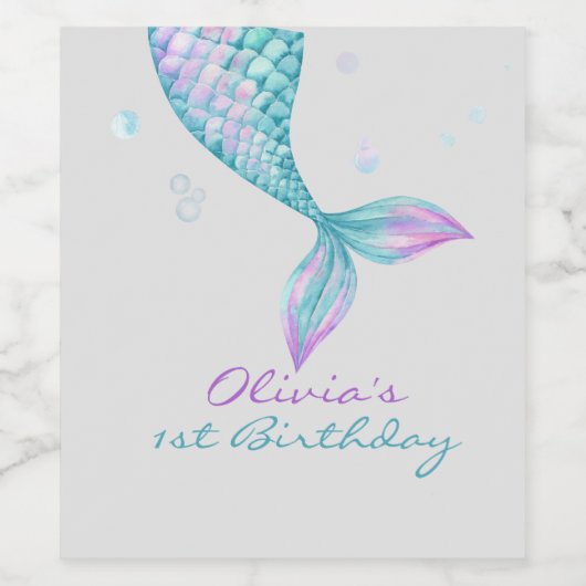 Mermaid Tail onder het Zee van Birthday Wijn Etiket (Enkel label)