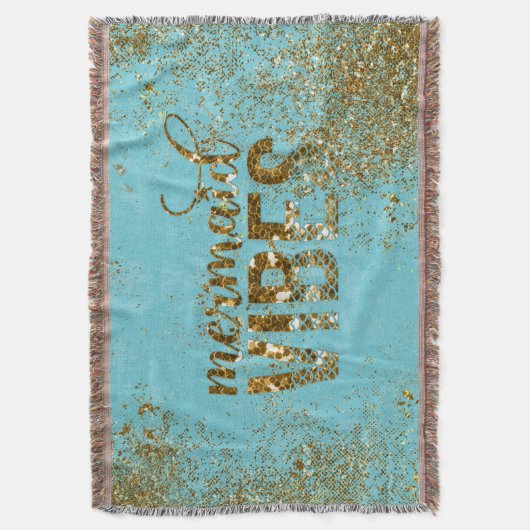 Mermaid Vibes - Gold Glitter Typografie over Blauw Deken (Voorkant Verticaal)