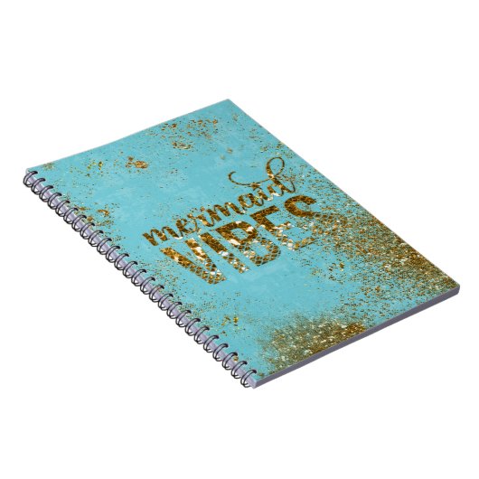 Mermaid Vibes - Gold Glitter Typografie over Blauw Notitieboek (Rechterzijde)