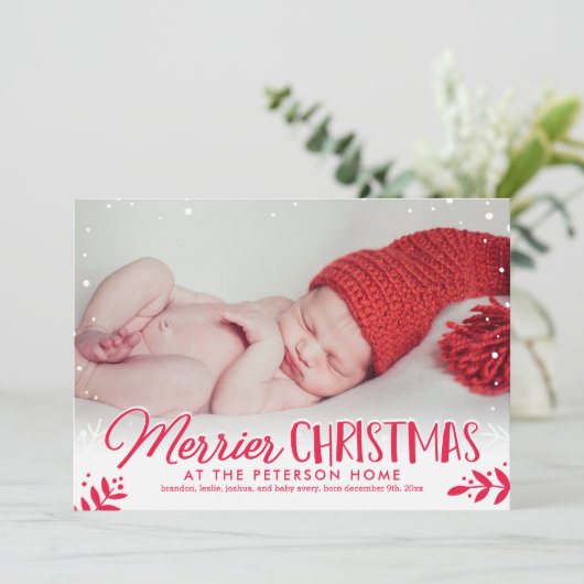 Merrier Christmas Baby Aankondiging Vakantie Kaart (Staand voorkant)