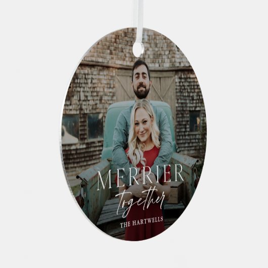 Merrier Together Script-kerstfoto Metalen Ornament (Voorkant Rechts)