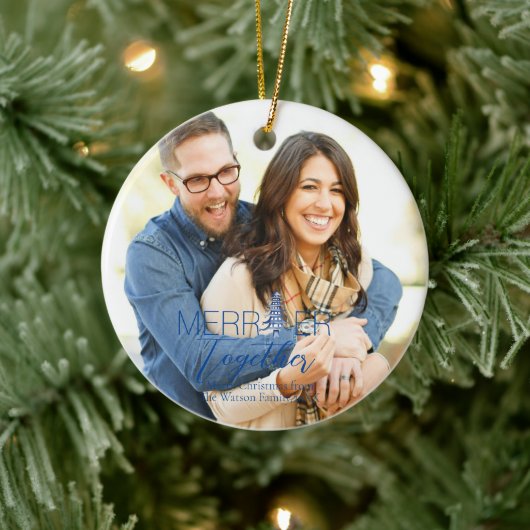 Merrier Together Script Pagode blauw Kerstmis Keramisch Ornament (Boom)