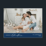 Merriest Christmas Family Foto, Winter Happiness Briefkaart<br><div class="desc">Vrolijkste kerst. Vier het seizoen met deze familiefoto gezellig vrolijk vrolijk marineblauw briefkaart het is volledig aanpasbaar en gepersonaliseerd met uw eigen begroetingsberichten. Voeg uw retouradres toe voor eenvoudige verzending. Het is eenvoudig,  gemakkelijk,  maar modern gezellig en feestelijk. Dit is het ideale briefkaart om uw vakantiewensen door te geven.</div>