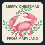 Merriest Christmas van Maryland Crab Vierkante Sticker<br><div class="desc">Hier is een leuk ontwerp met een krab uit Maryland,  helemaal gekleed voor de feestdagen,  met kleine krabbetjes op de achtergrond,  en aanpasbaar sentiment 'Vrolijk kerstfeest uit Maryland'.</div>