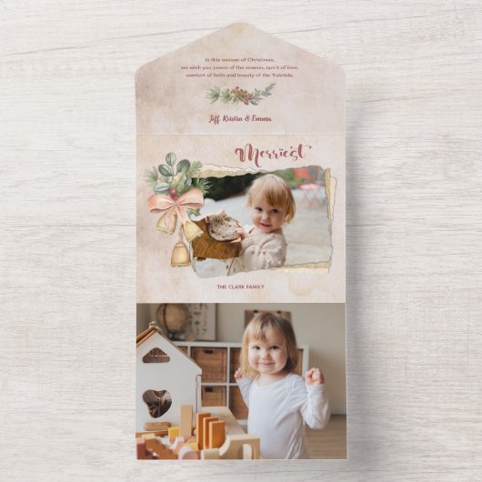 Merriest script & Flowers/Torn Antiek paper Foto All In One Uitnodiging (Binnen)