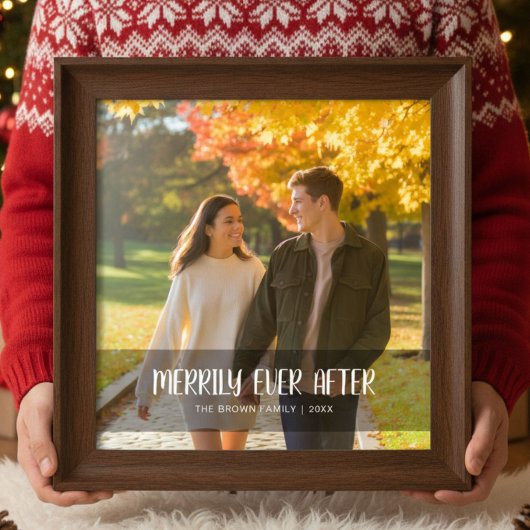 Merrily Ever After Cute Couple Christmas Card Feestdagenkaart