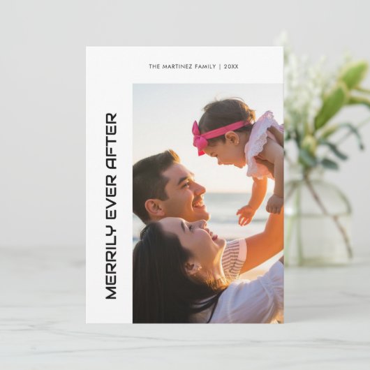 Merrily Ever After Joyful Family Christmas Card Feestdagenkaart (Staand voorkant)