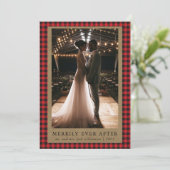 Merrily Ever After Rustic Red  Buffalo geruite fot Feestdagenkaart (Staand voorkant)