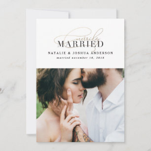 Merrily getrouwde huwelijksaankondiging feestdagenkaart