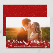 Merrily Married Snowflake Red Holiday Foto Feestdagenkaart (Voorkant / Achterkant)