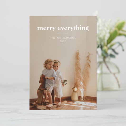 Merry Alles | Minimale Kerstmis met fotobedekking Feestdagenkaart (Staand voorkant)