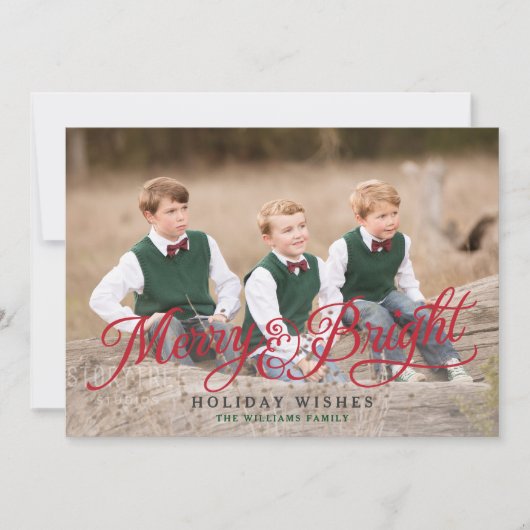 Merry and Bright Elegant Red Script Photo Collage Feestdagenkaart (Voorkant)