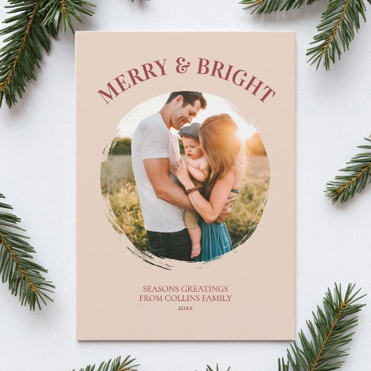 Merry and Bright Modern Red Typography Cute Photo Feestdagenkaart