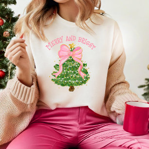 Merry and BrightCoquette Roze Kerstboom Schattige T-shirt