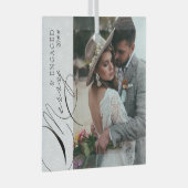 Merry and Engaged Script Vertical Photo Snowflake Glas Ornament (Voorkant Rechts)