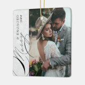 Merry and Engaged Script Vertical Photo Snowflake Keramisch Ornament (Links)