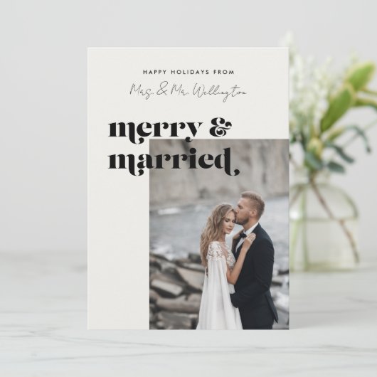 Merry and Married Elegant Modern Photo Holiday Feestdagenkaart (Staand voorkant)
